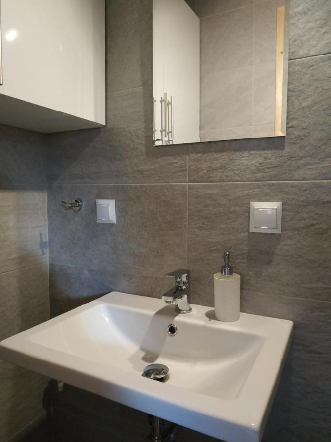 Apartament Pod Kogutkiem Uscie Gorlickie Esterno foto